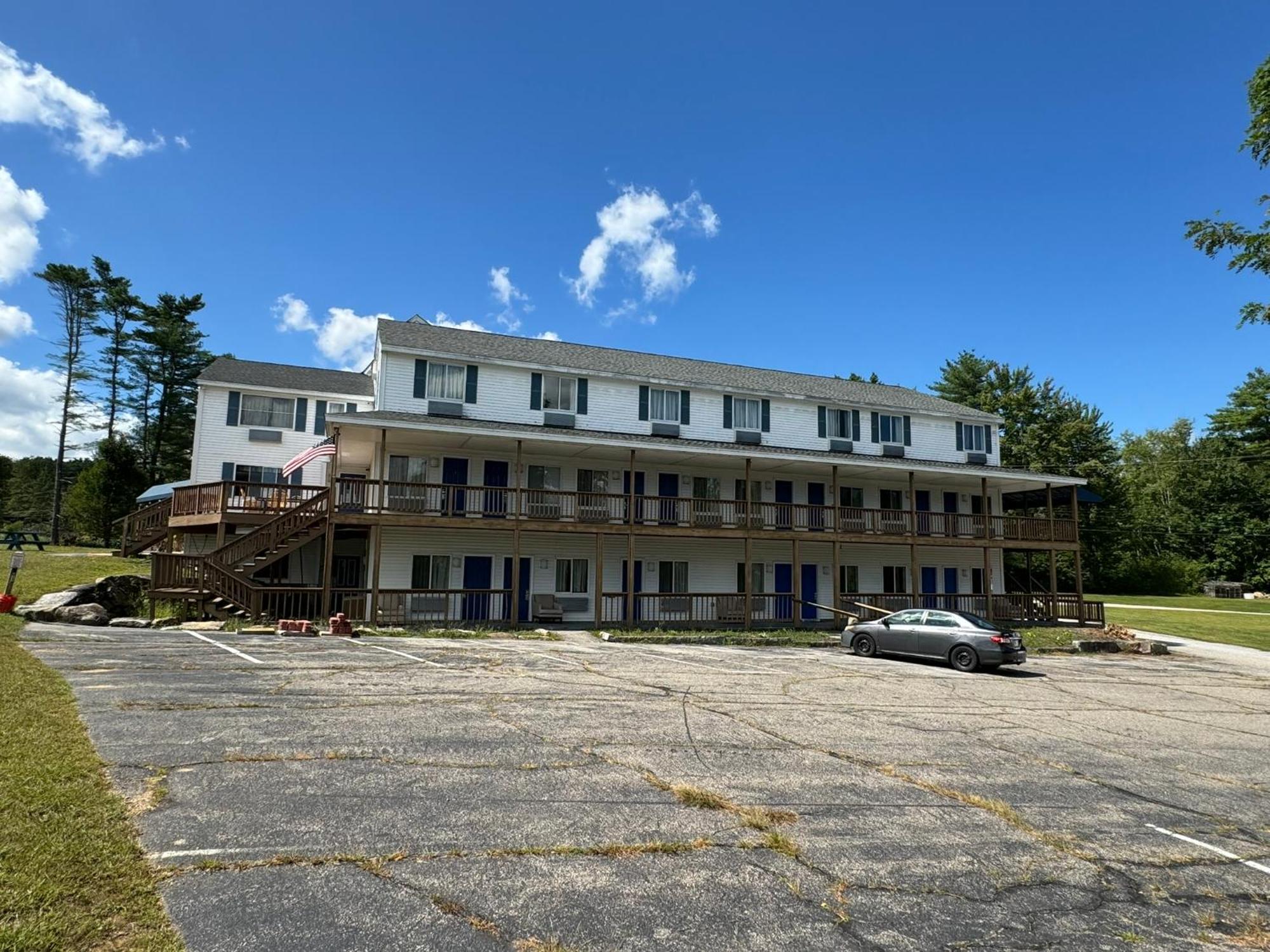 Winnisquam Lake Inn Tilton Eksteriør billede